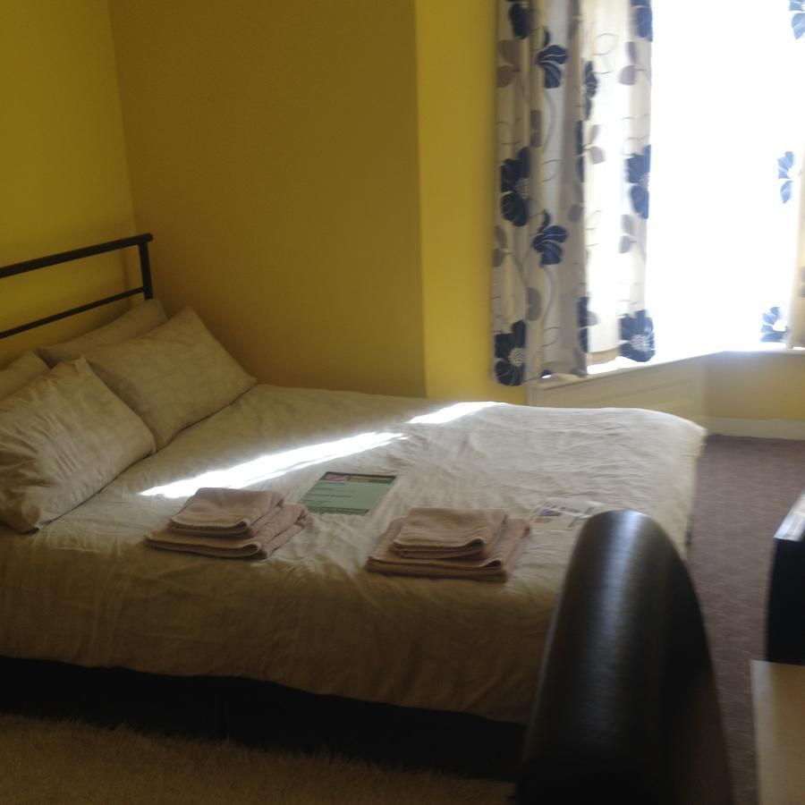 Pier View B&B For Families Blackpool Exteriör bild
